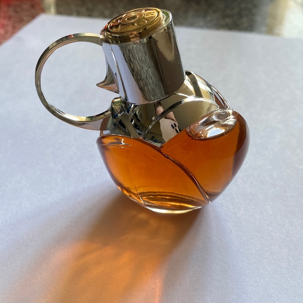 Azzaro Wanted Girl Eau de Parfum Spray Made in France: Floral & Gourmand.